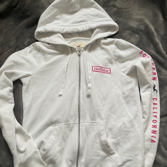Zip-up hollister sweater - Picture 1 of 3